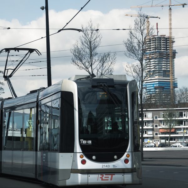 ‘Energy bank’ to strengthen power supply of Rotterdam tram